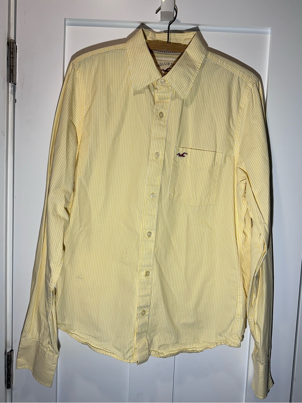 Hollister Men's Pale Yellow Striped Button-Down Shirt Y2K style